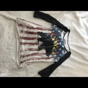 Girls with guns T-shirt